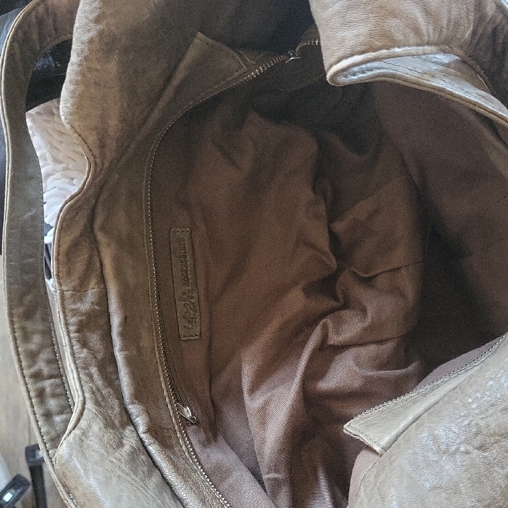 Olive Green Hobo Bag - Picture 5 of 5